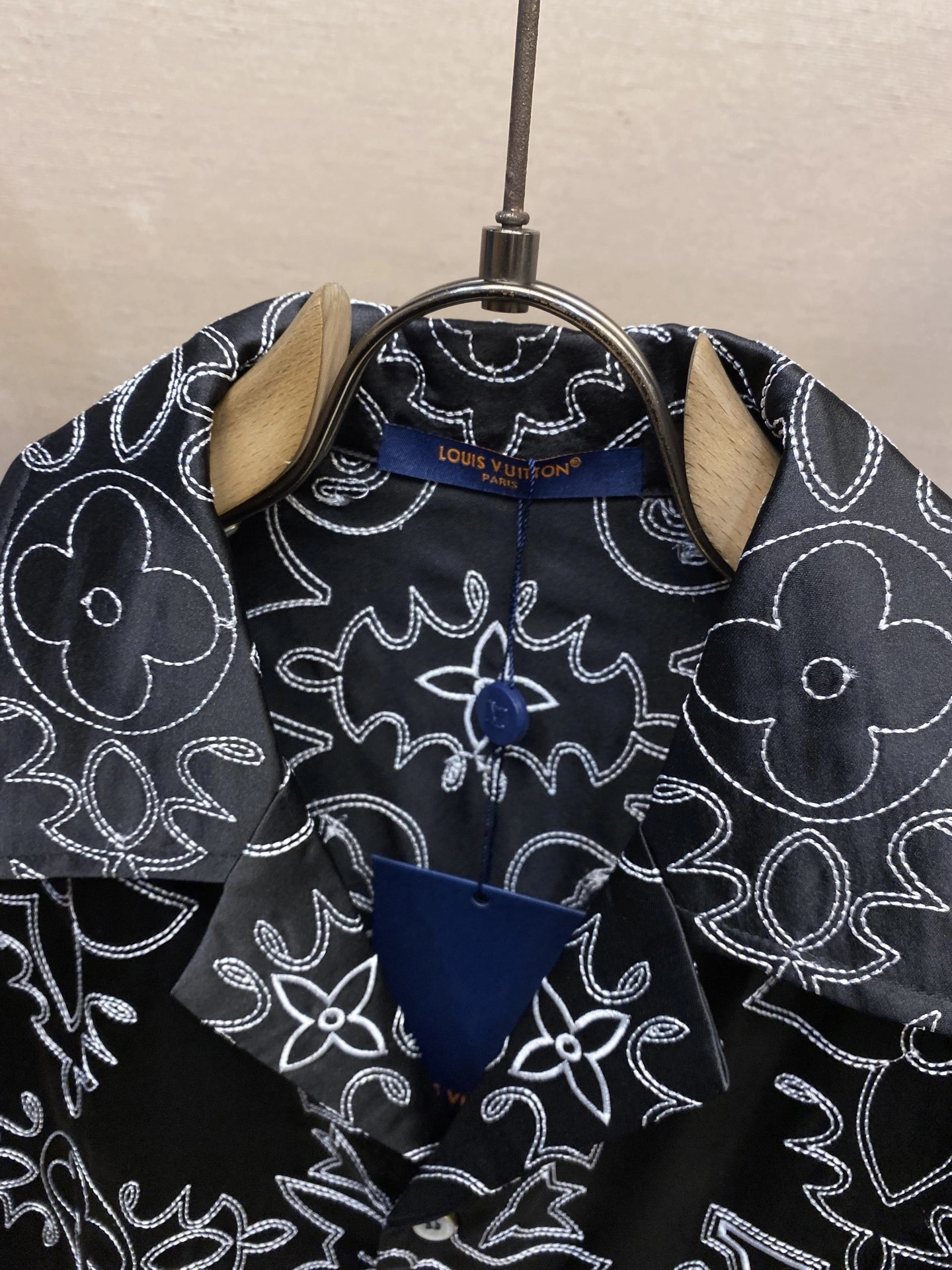 &wg.luxury-- 8V suit item:E-F443C1125